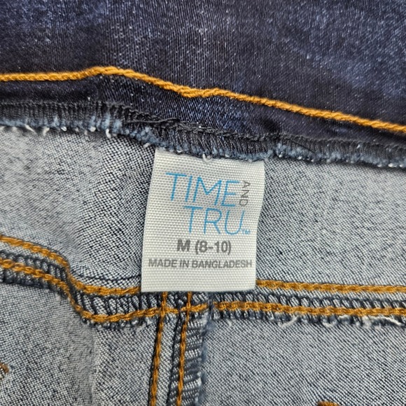 Time and Tru Women's Relaxed Fit Stretch Capri Jeans‎ Dark Wash Size M 8 10 - Picture 3 of 7